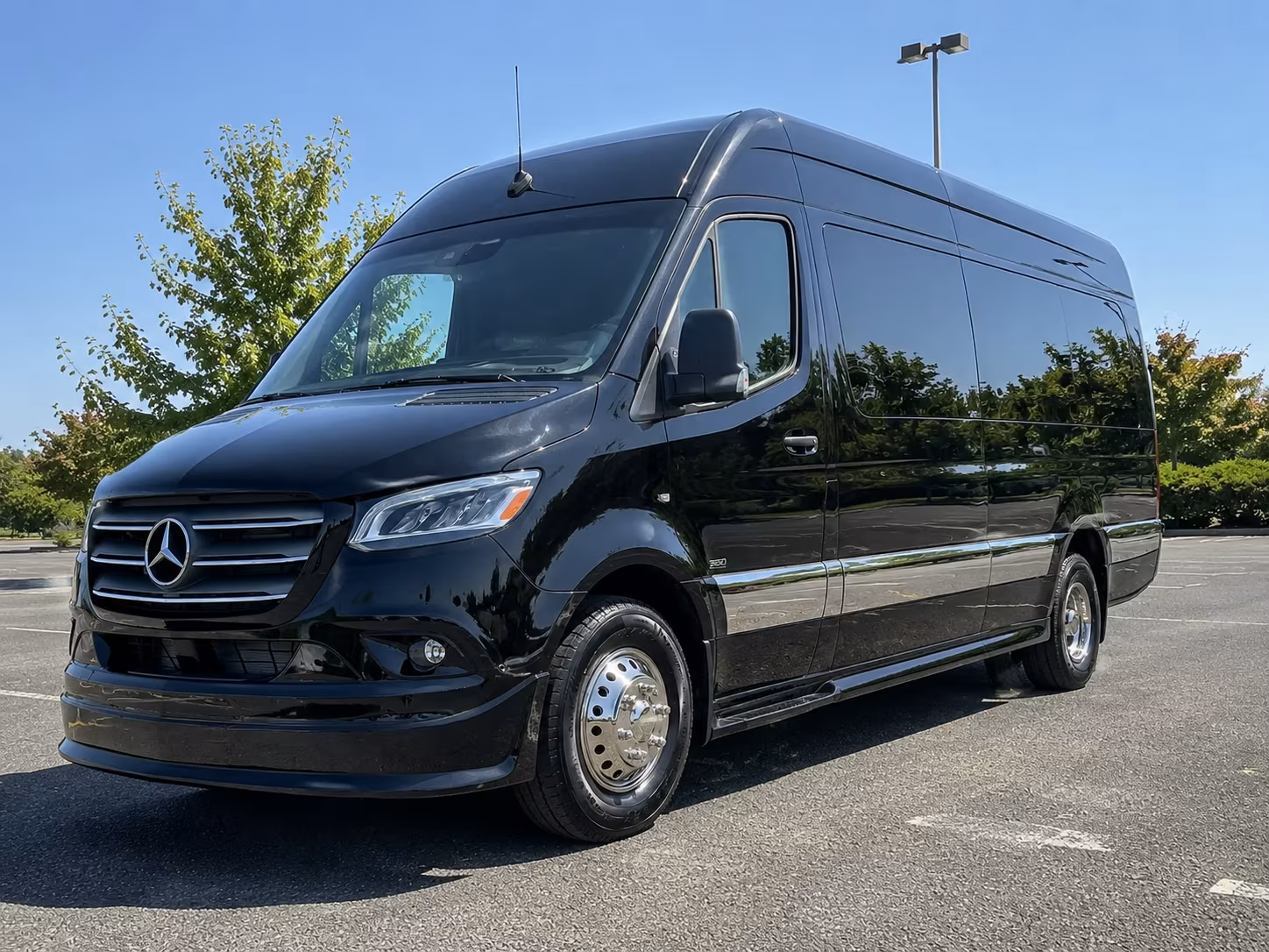 blog rent a bus to wildlife world zoo hero