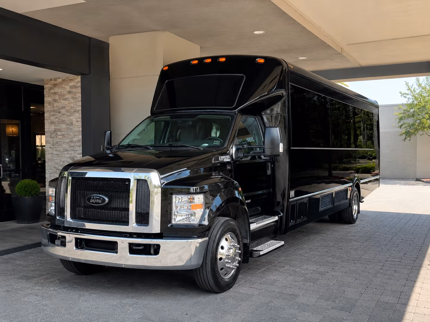 corporate group transportation for surprise conferences and off site meetings