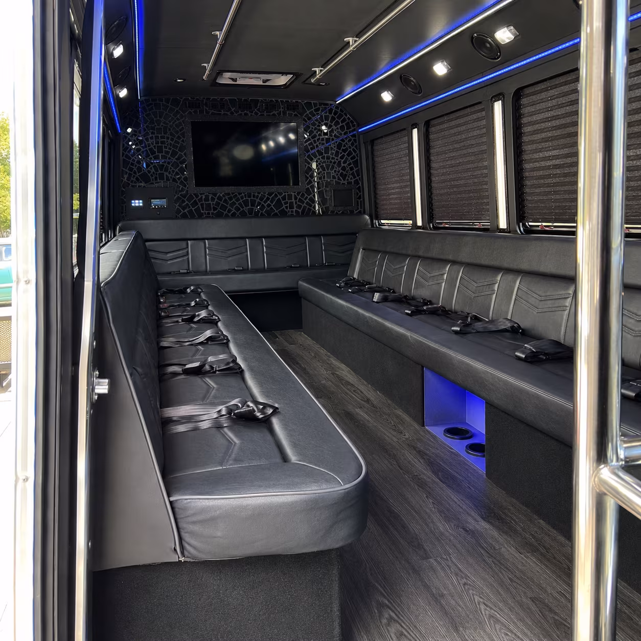 holiday and special event bus rentals for surprise churches