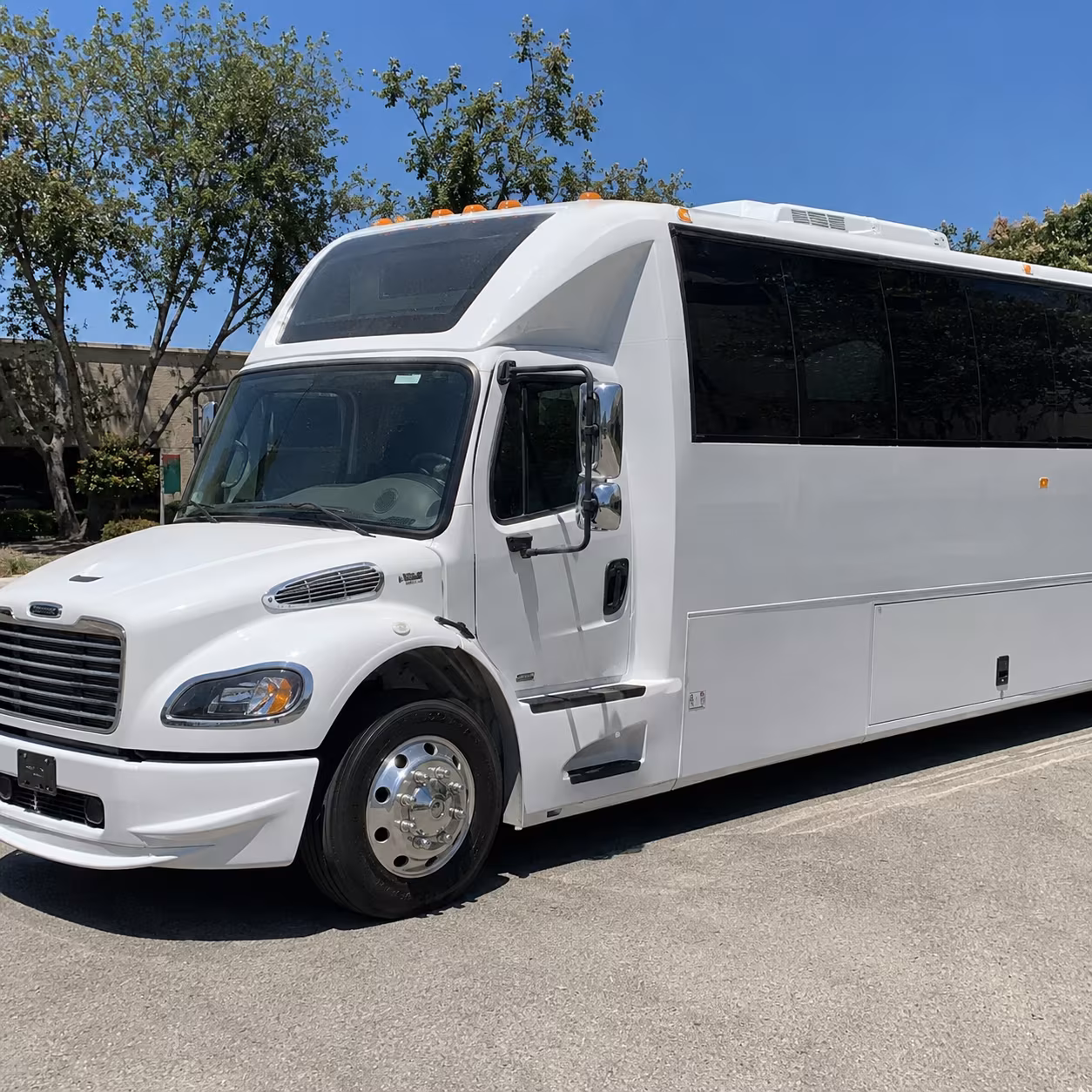 weekend bachelor bachelorette bus packages from surprise to phoenix and the valley